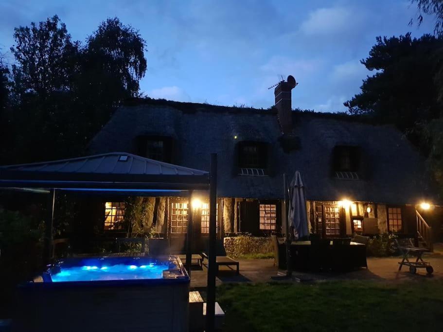 Chaumiere Familiale Weekend & Vacances Paisible Saint-Philbert-sur-Risle Dış mekan fotoğraf