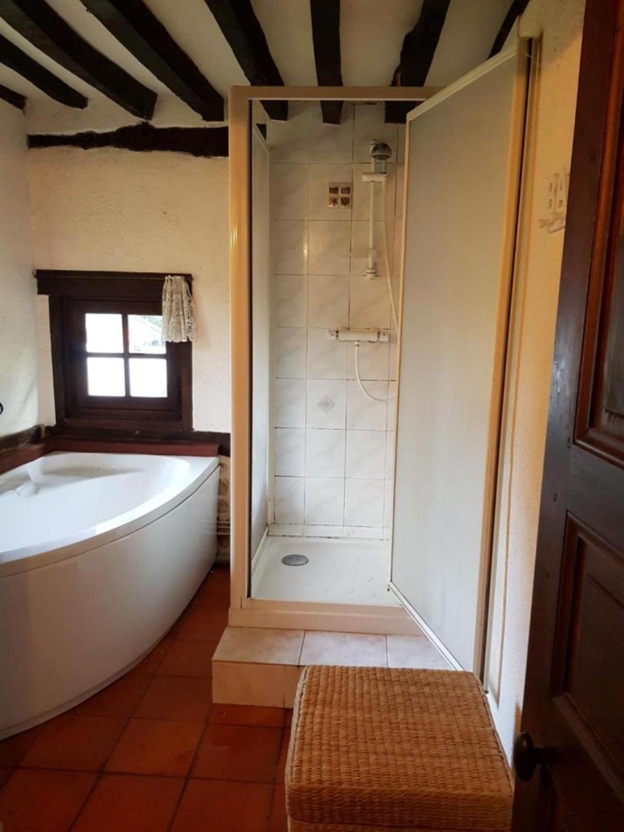 Chaumiere Familiale Weekend & Vacances Paisible Saint-Philbert-sur-Risle Dış mekan fotoğraf